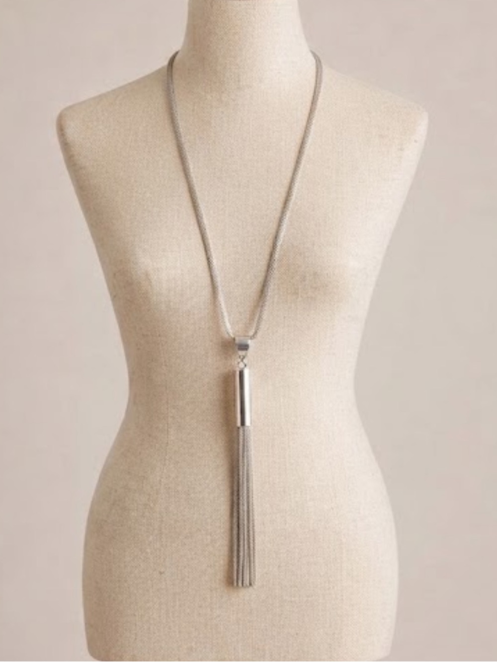 80s Silver Tone Snake Chain Tassel Pendant Necklace